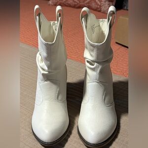 Women’s Boots